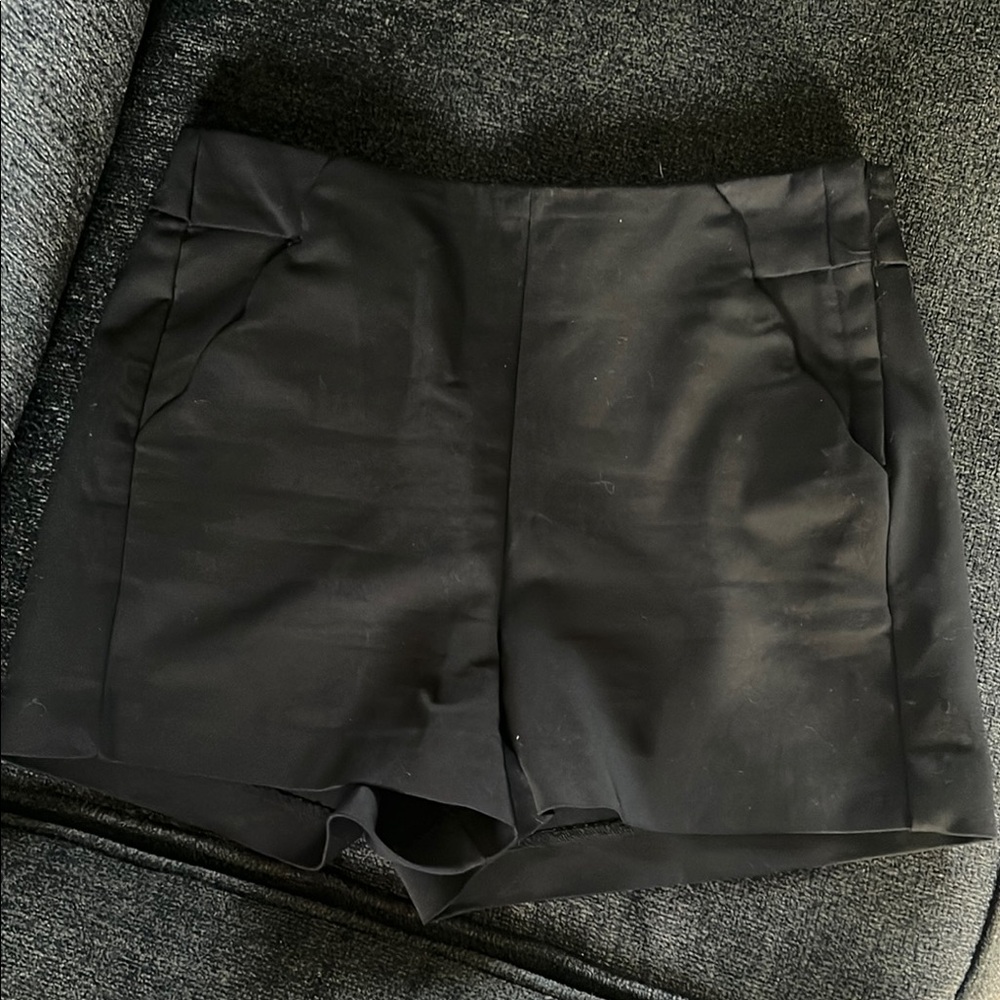 Candie's High Waist Black Shorts Sleek Modern Fit